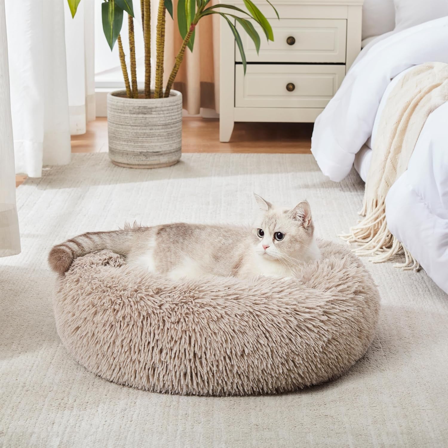Calming Donut Cuddler Bed for Dogs and Cats - Anti-Anxiety Faux Fur Plush Cushion in Various Sizes (20"/24"/27"/30")
